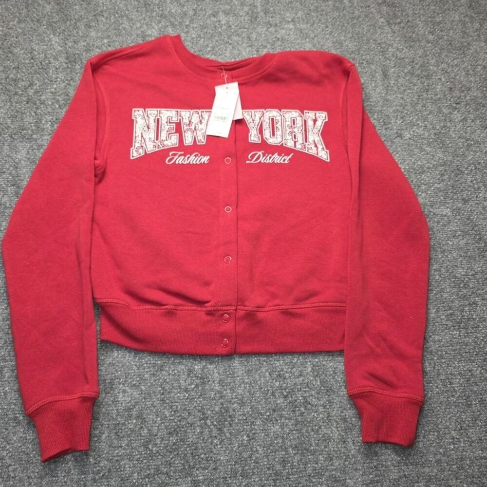 New York Fashion District Red Snap Front Cropped Sweatshirt Size Small